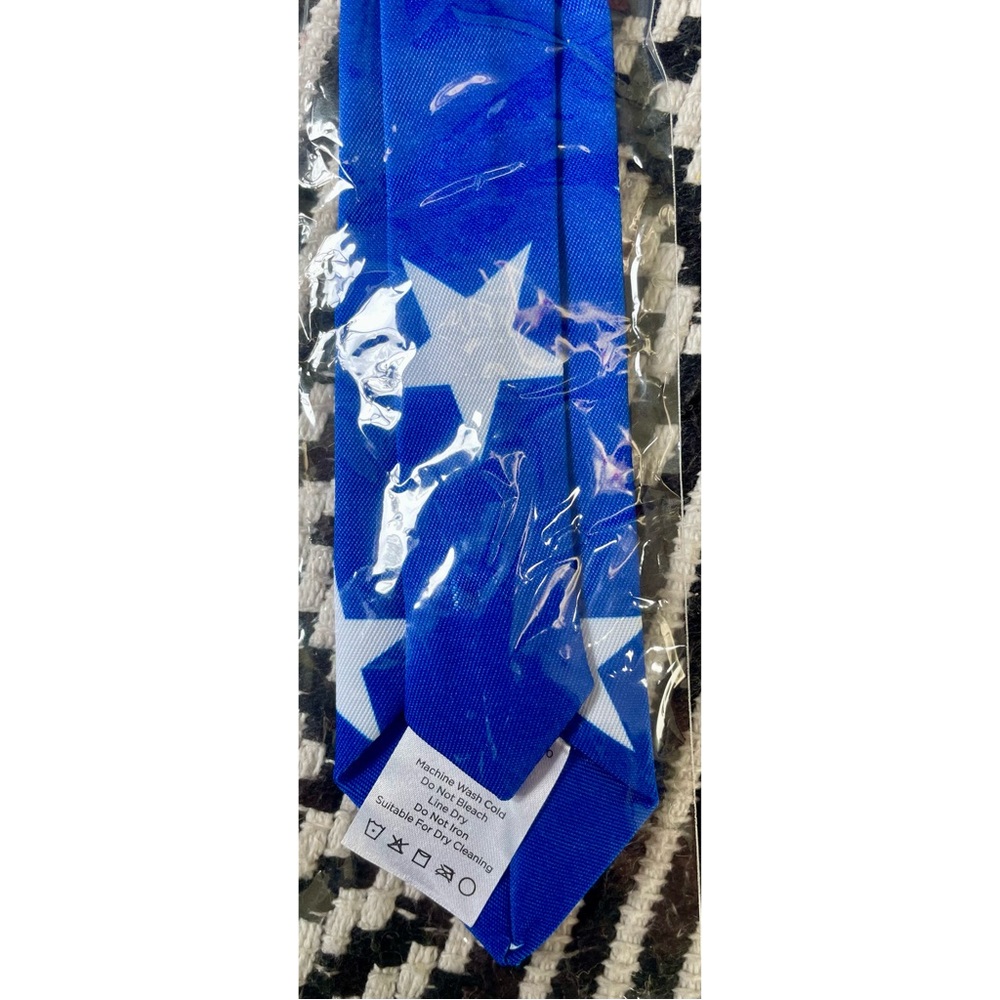 Spirit Halloween Patriotic American Flag Tie & Pant Set - Picture 11 of 13